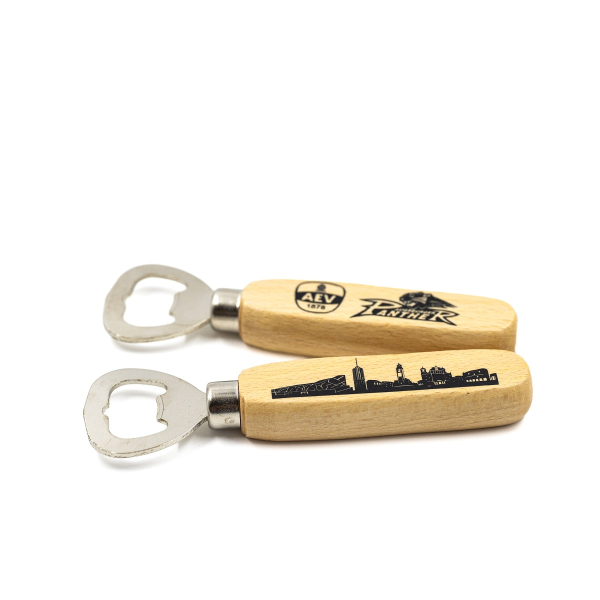 Flaschenöffner aus Holz - auf der einen Seite mit Skyline, auf deren Seite mit AEV- und Pantherlogo